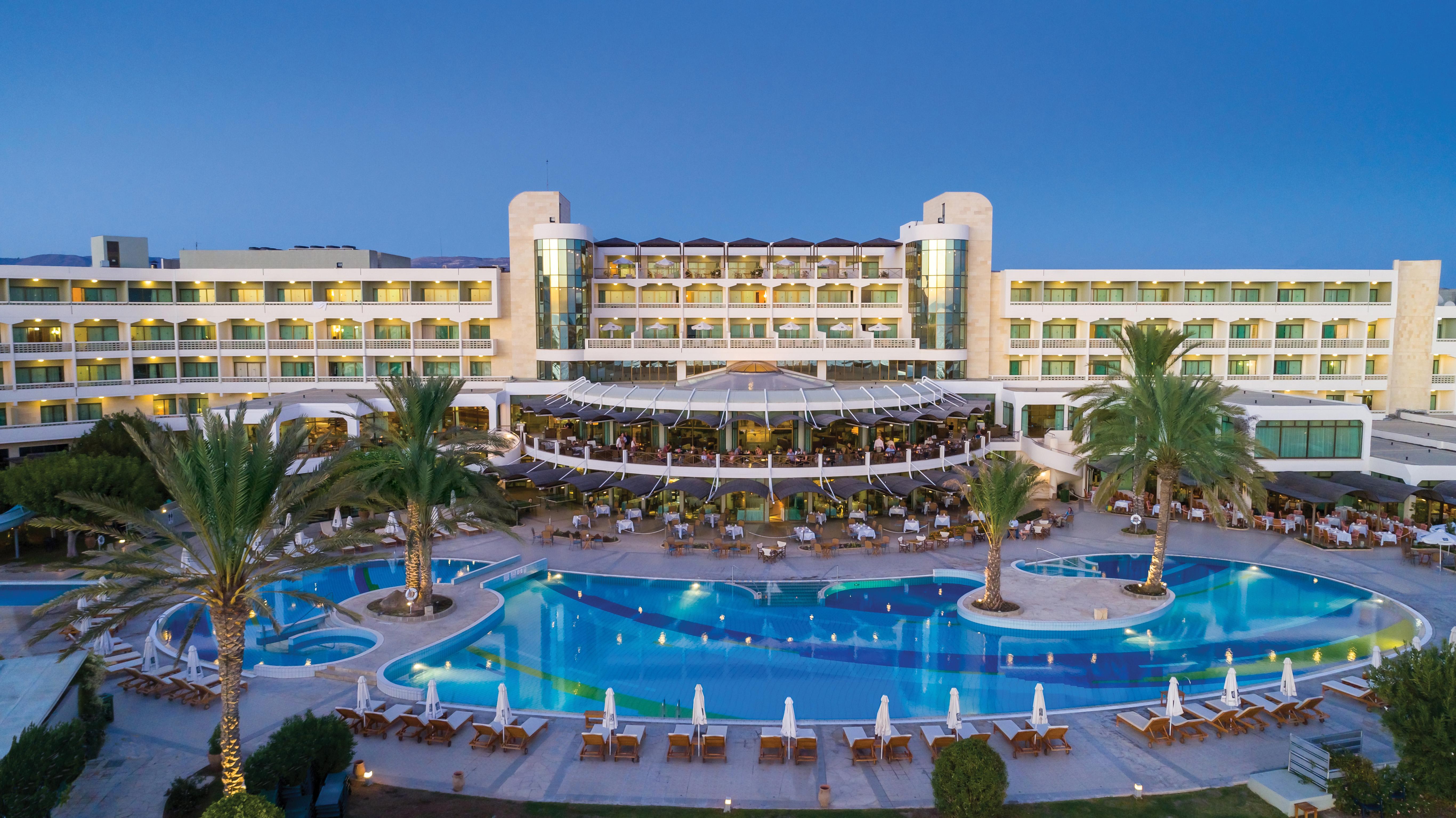 Otel Constantinou Bros Athena 4*